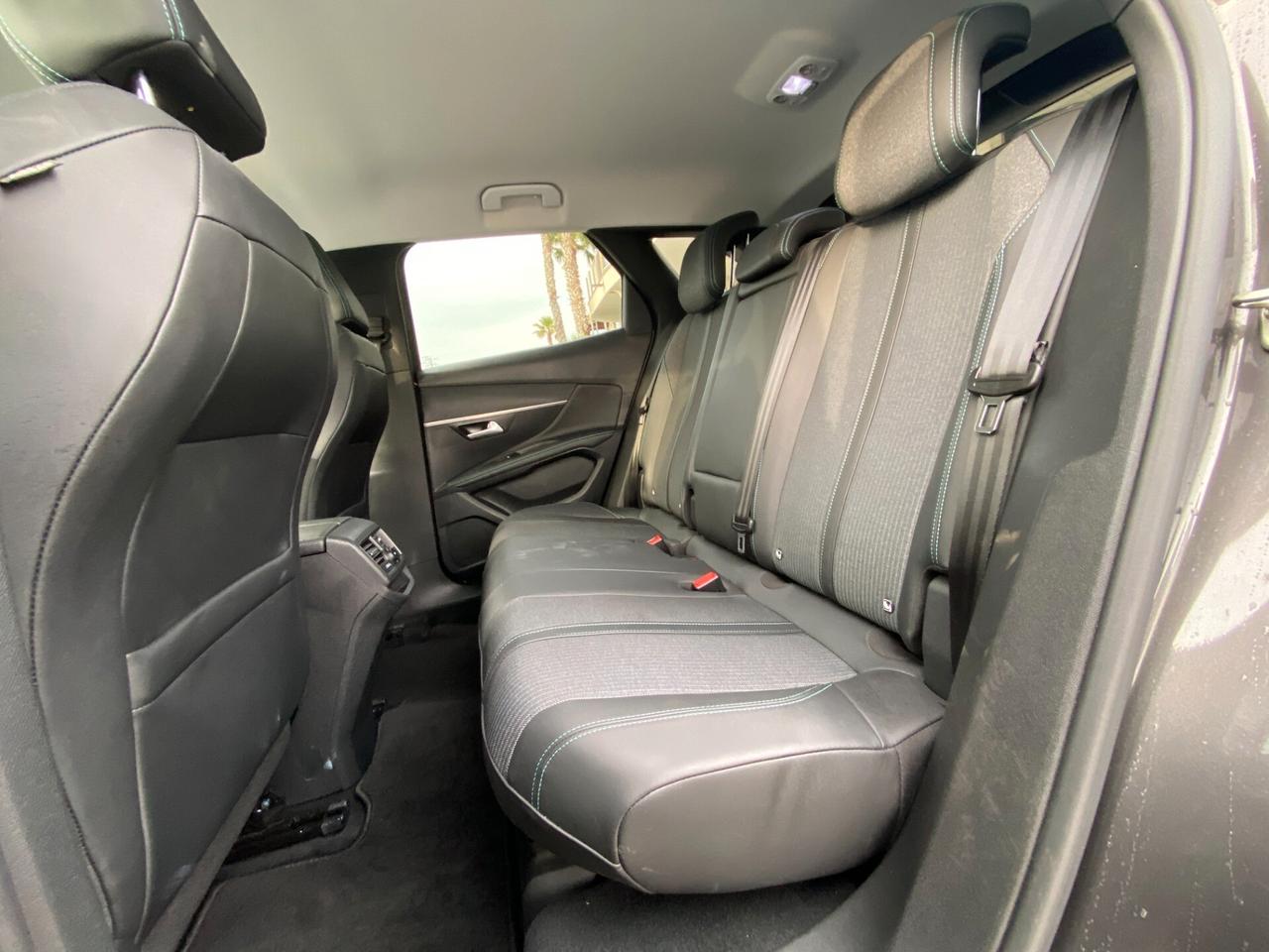 Peugeot 3008 1.5 bluehdi Allure EAT8