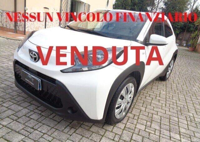 Toyota Aygo X 1.0 VVT-i 72 CV 5 porte Active S-CVT AUTOMATICA NO VINCOLO DI FINANZIAMENTO