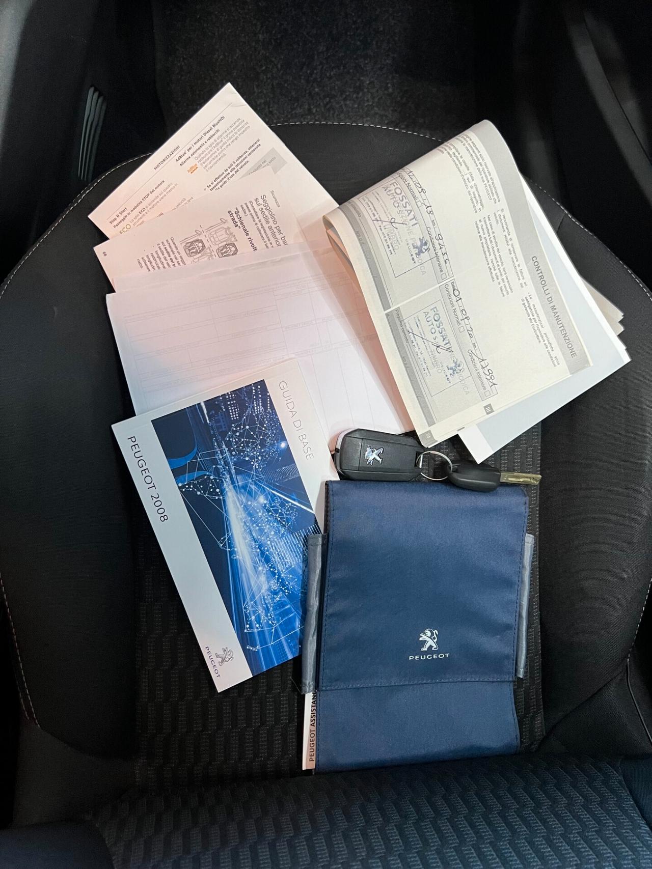 Peugeot 208 PureTech 82 5 porte Allure