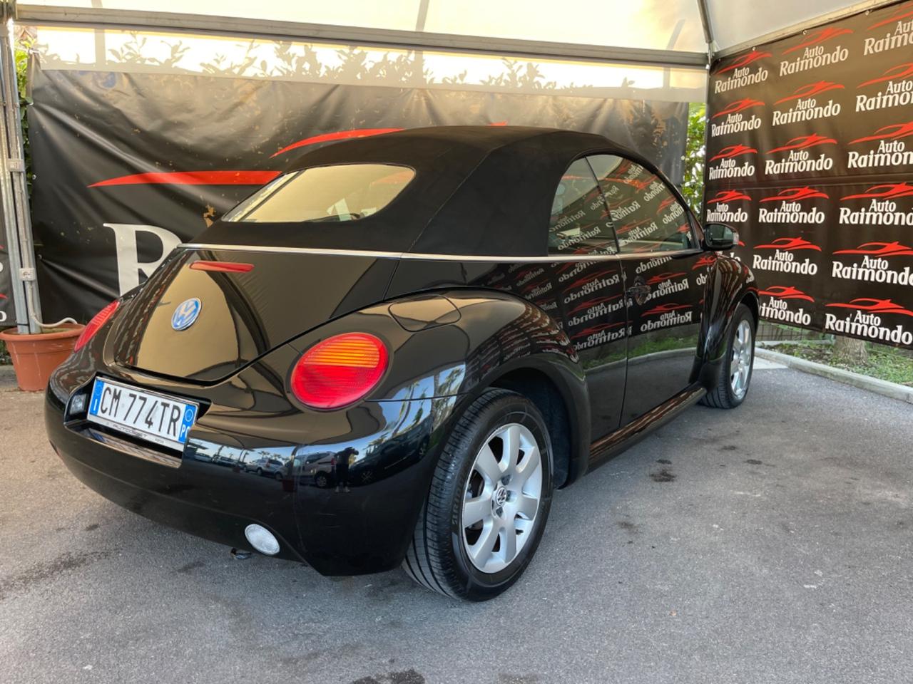 Volkswagen New Beetle 1.6 Cabrio