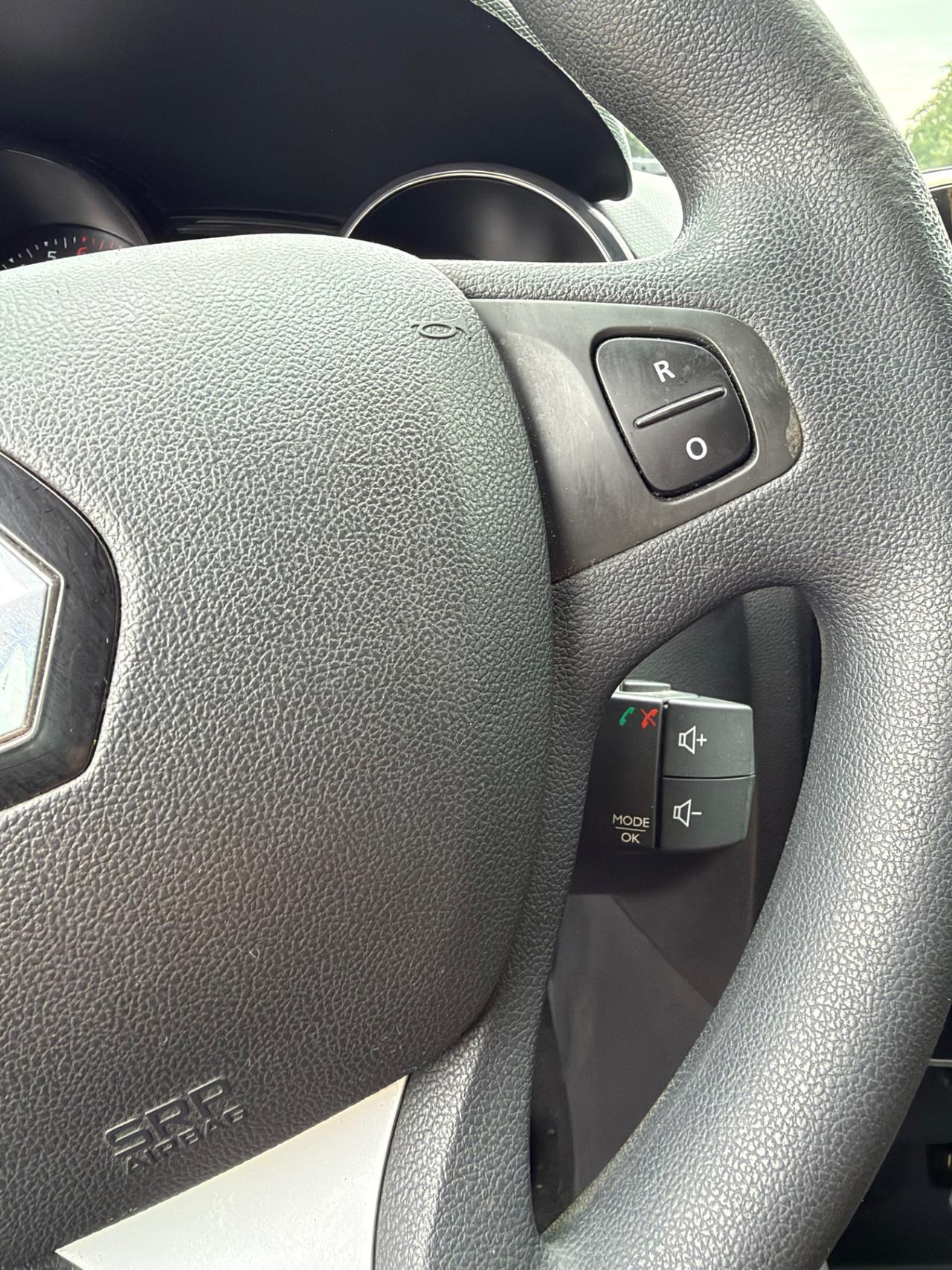 Renault Clio 1.2 75CV 5 porte Life PERMUTE RATE GARANZIA