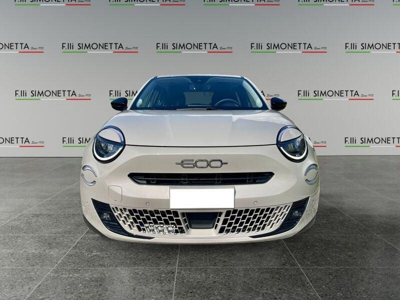 FIAT 600 1.2 hybrid 145cv auto - AZIENDALE