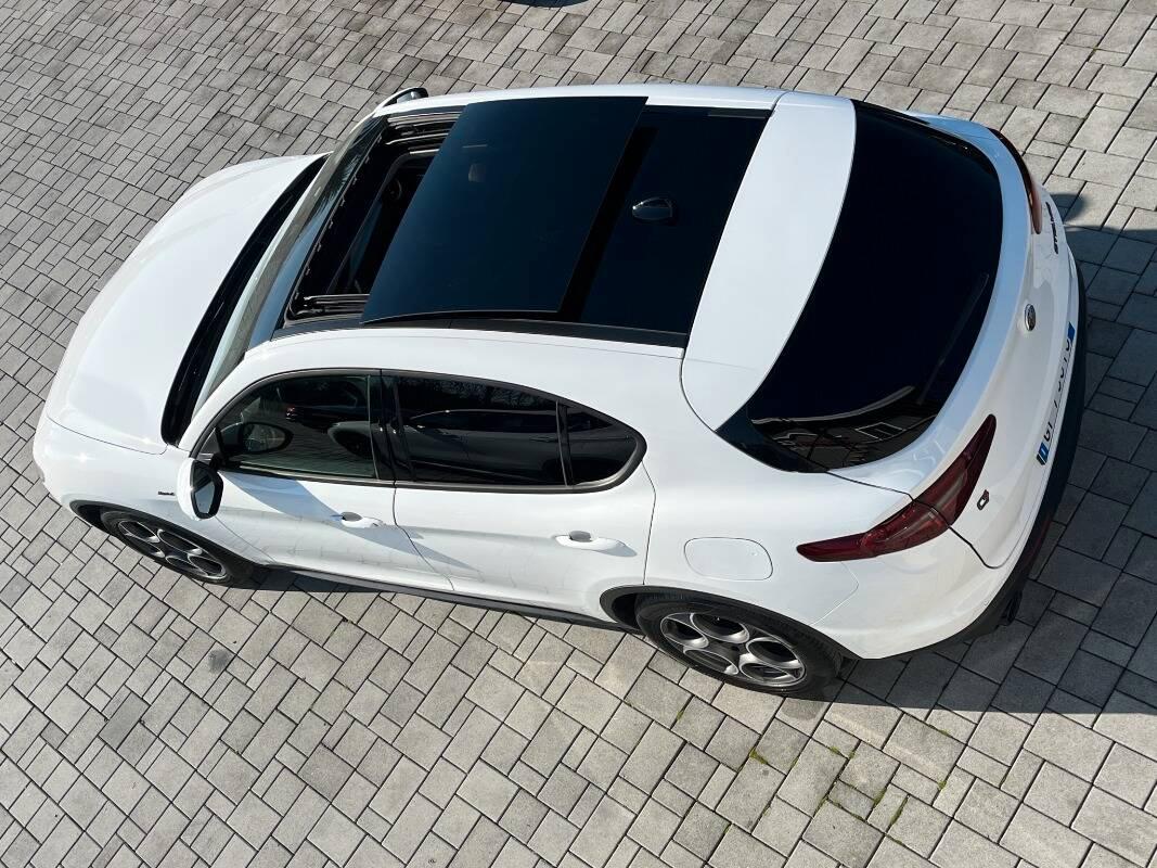 Alfa Romeo Stelvio 2.2 t Sprint Q4 190cv auto - Tetto Apribile