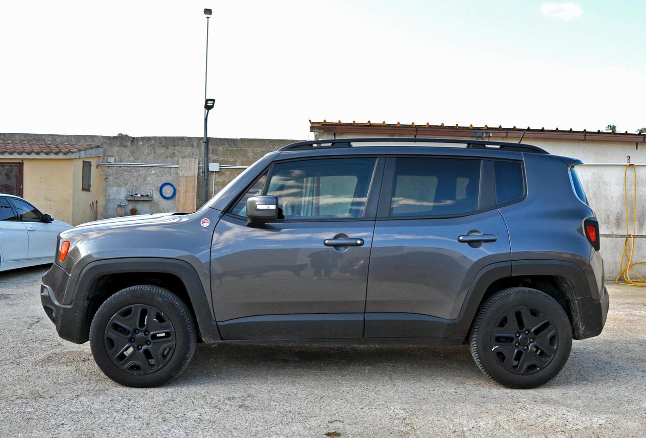 Jeep Renegade 2.0 Mjt 170CV 4WD Trailhawk