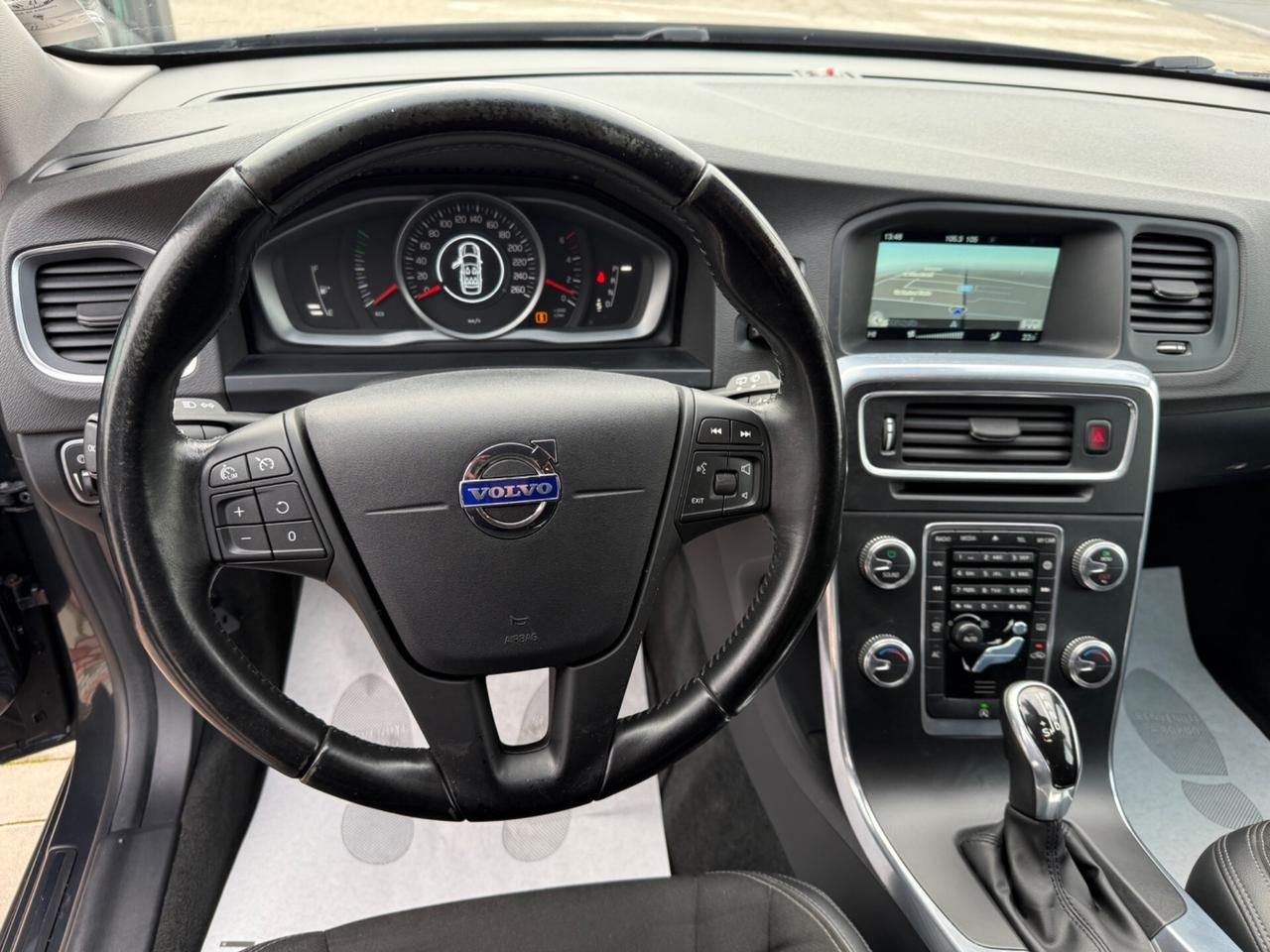 Volvo V60 D2 Geartronic Momentum 84000 KM