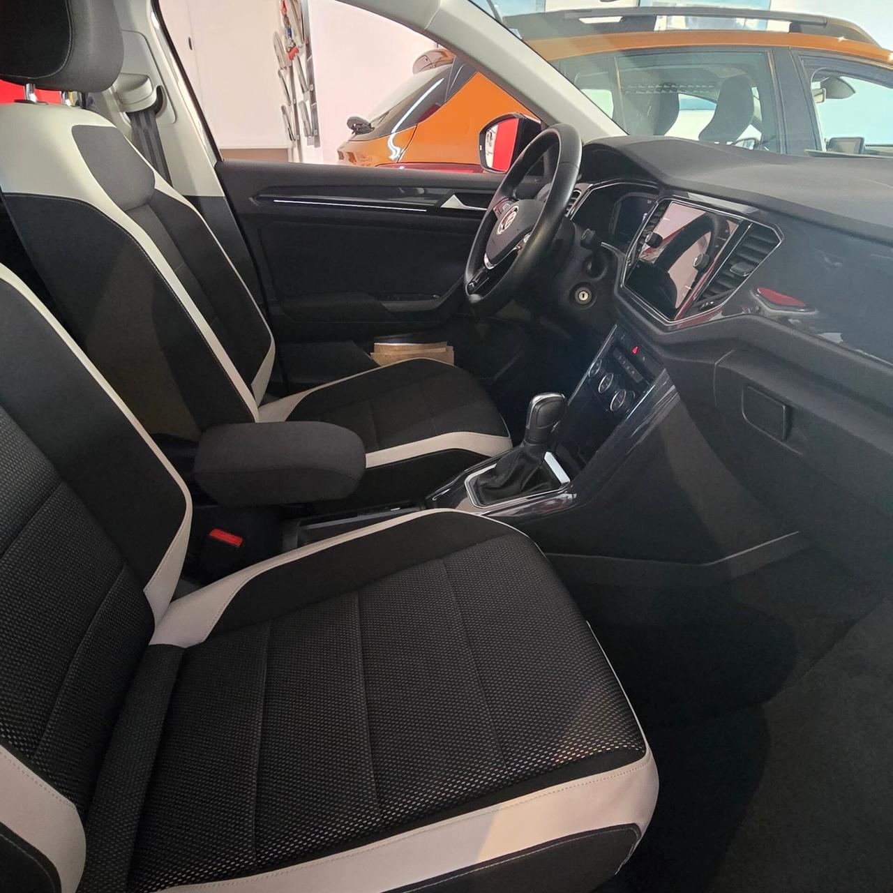 20.000 km - CAMBIO AUTOMATICO - Volkswagen T-Roc 1.5 TSI ACT DSG Advanced Technology