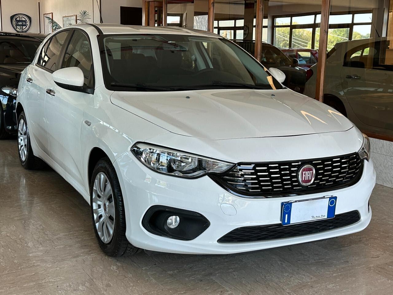 Fiat Tipo 1.3 M.JET 95 cv. 5 porte EASY