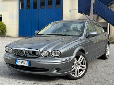 Jaguar X-Type 2 litri V6 24V BENZINA Executive