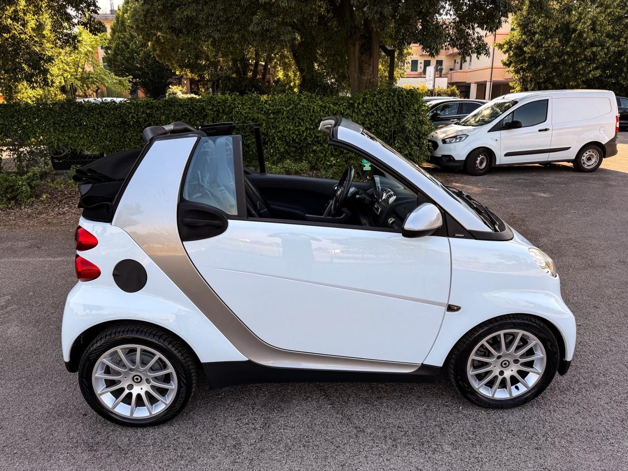 Smart ForTwo 1000 62 kW cabrio passion