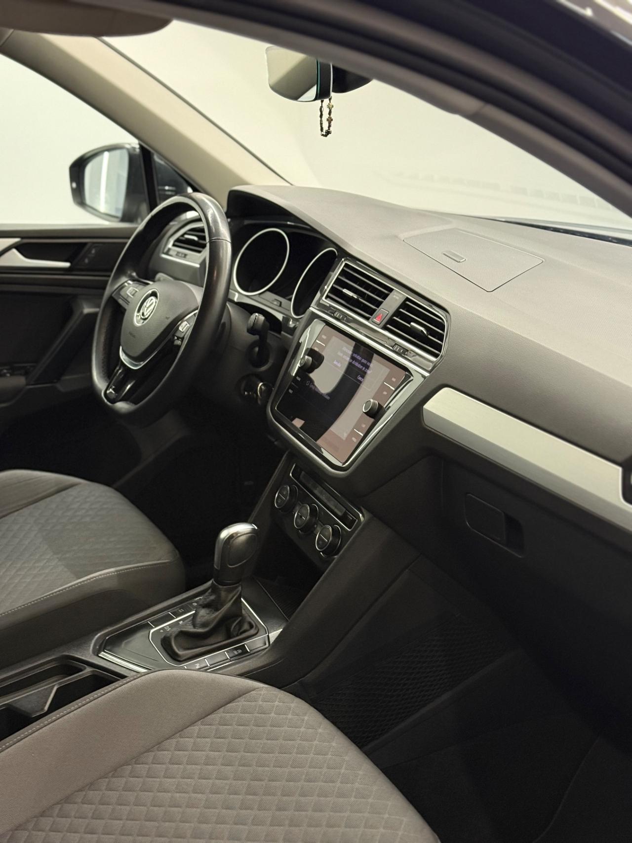 Volkswagen Tiguan 2.0 TDI SCR DSG Business BlueMotion Technology