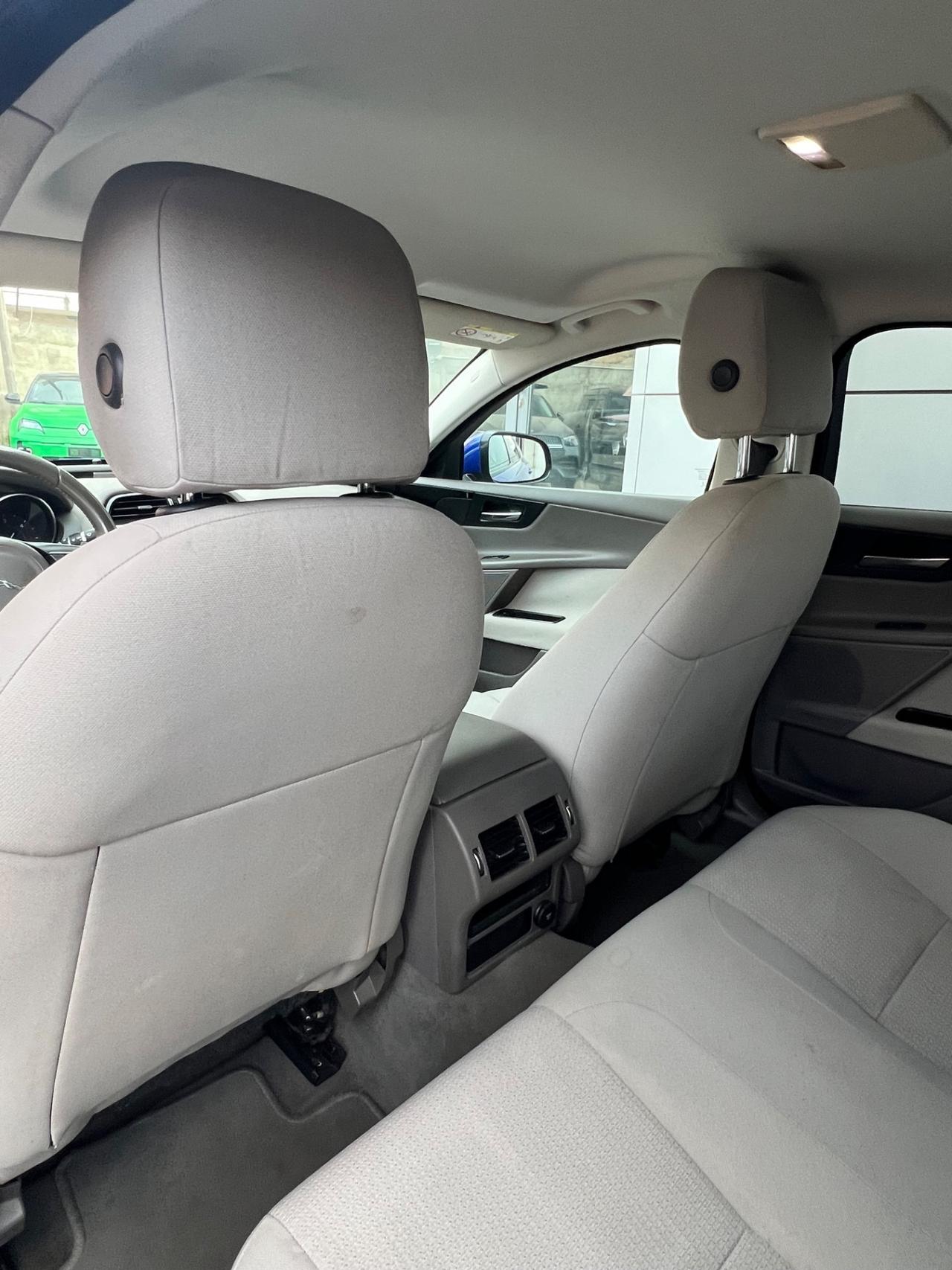 Jaguar XE 2.0d i4 Prestige 163cv auto