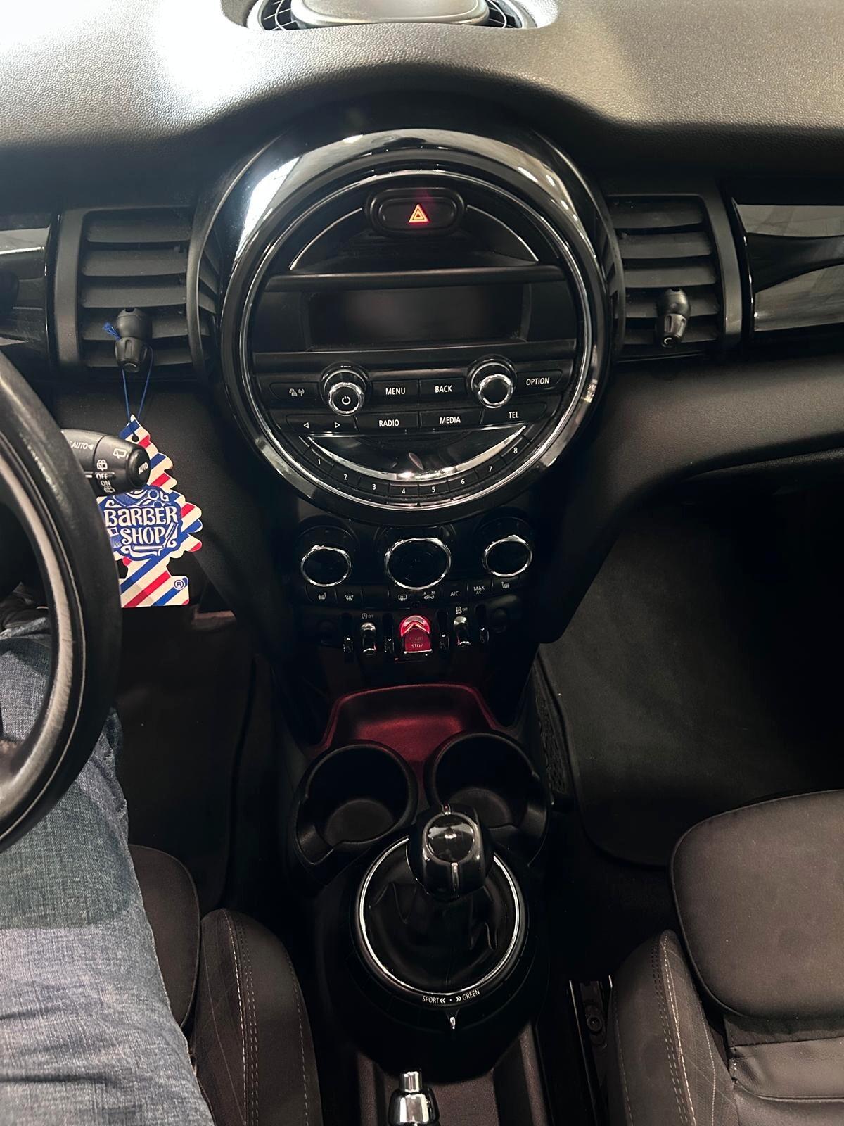 Mini Mini 1.5 Cooper D Business XL