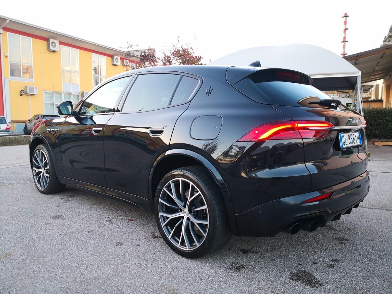 Maserati Grecale MHEV 330 CV AWD Modena