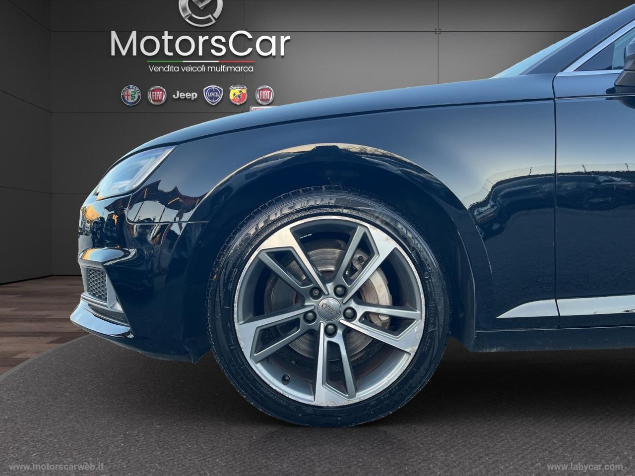 AUDI A4 40 TDI quattro S tronic Business