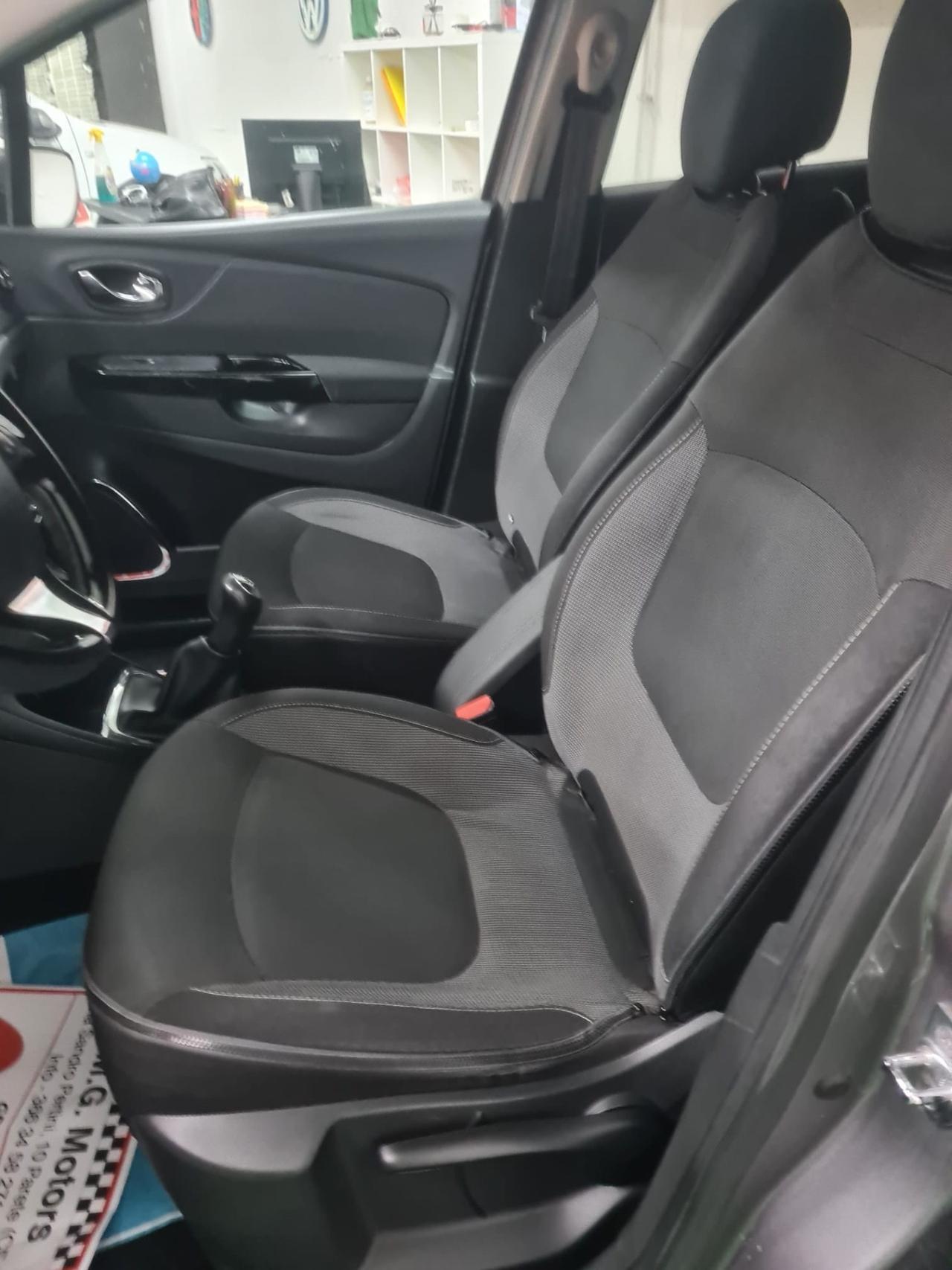 Renault Captur dCi 8V 90 CV Start&Stop Energy Iconic
