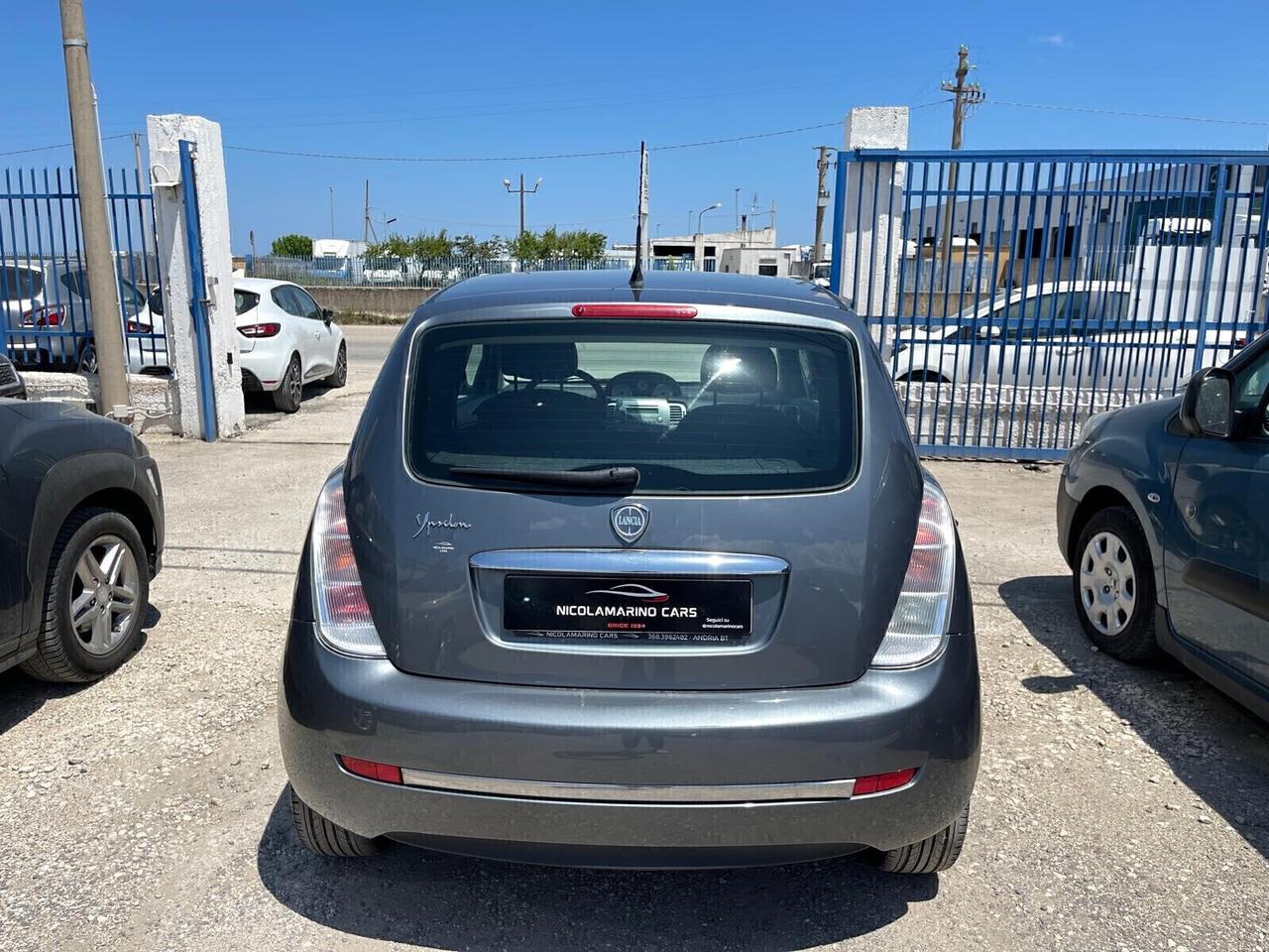 Lancia Ypsilon 1.3 MJT 75 CV Unyca