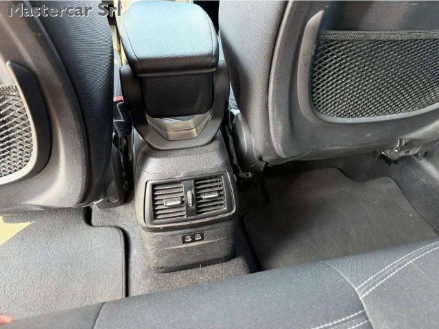 BMW 225 XE Active Tourer Business - FY949TL