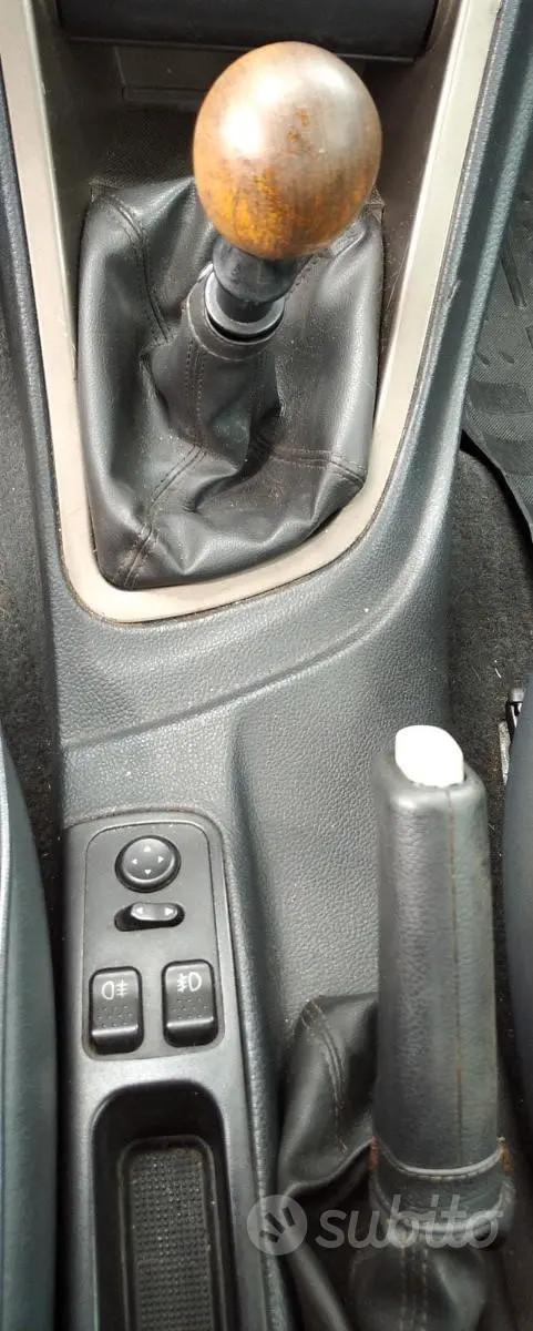 ALFA ROMEO 156 1.9 JTD 120 CV. BERLINA 2001