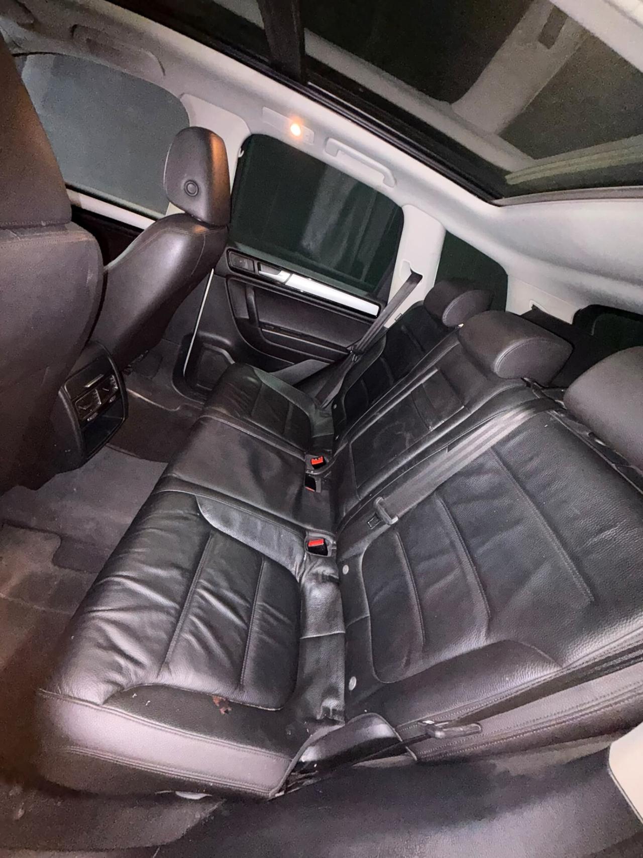 VOLKSWAGEN TOUAREG DEL 2015 3.0 V6 4X4 AUTOMATICA SUPERFULL