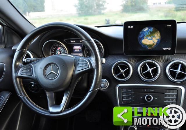 MERCEDES-BENZ A 200 d Automatic Premium