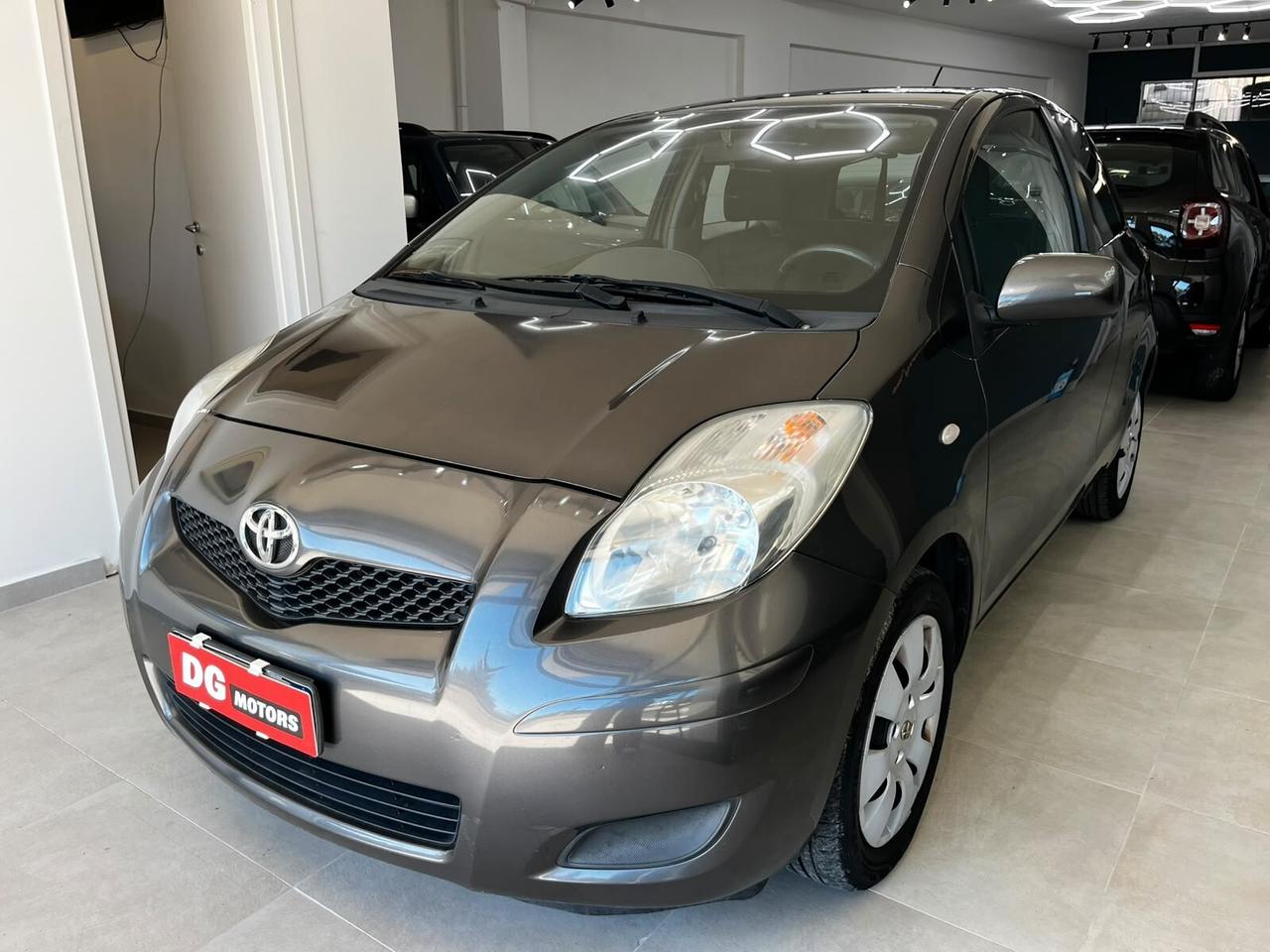 Toyota Yaris 1.0 3 porte