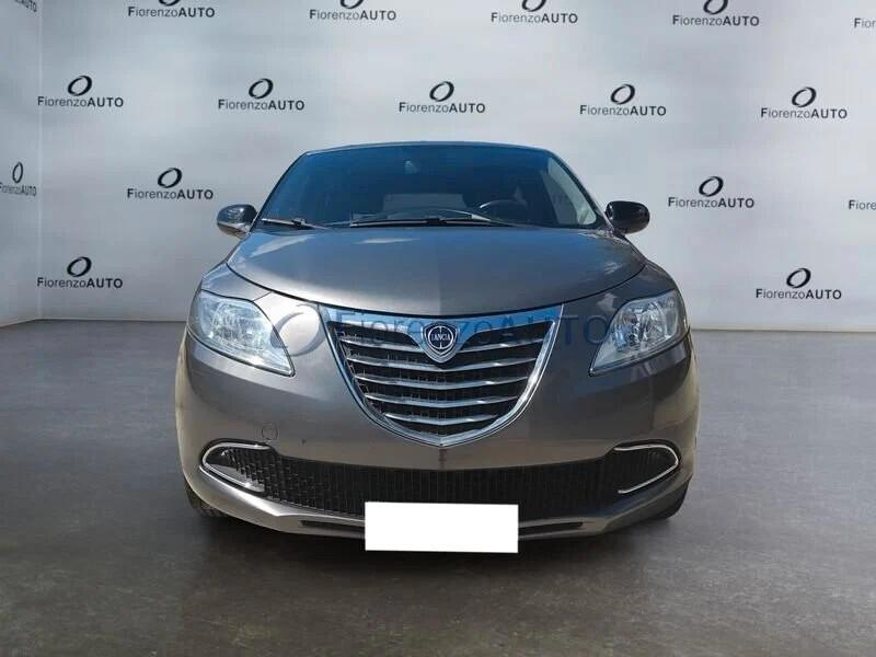Lancia Ypsilon 1.2 69 CV 5 porte Gold (PREZZO REALE)