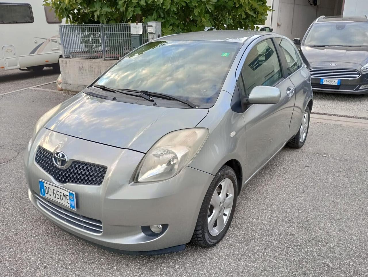 Toyota Yaris 1.3 3 porte Sol