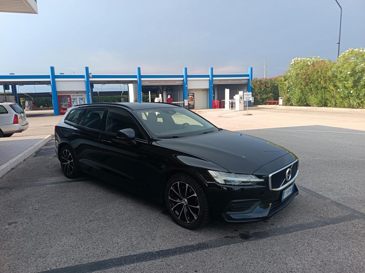 Volvo V60 D3 Geartronic Business Plus 2019.