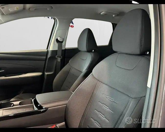 HYUNDAI TUCSON 1.6 crdi 48V BUSINESS 2wd dct