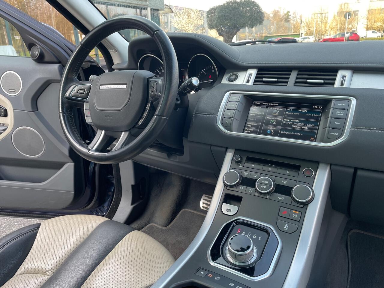 Range Rover Evoque 2.2 TD4 5p. Cerchi*Tetto*Automatik*GANCIO TRAINO*