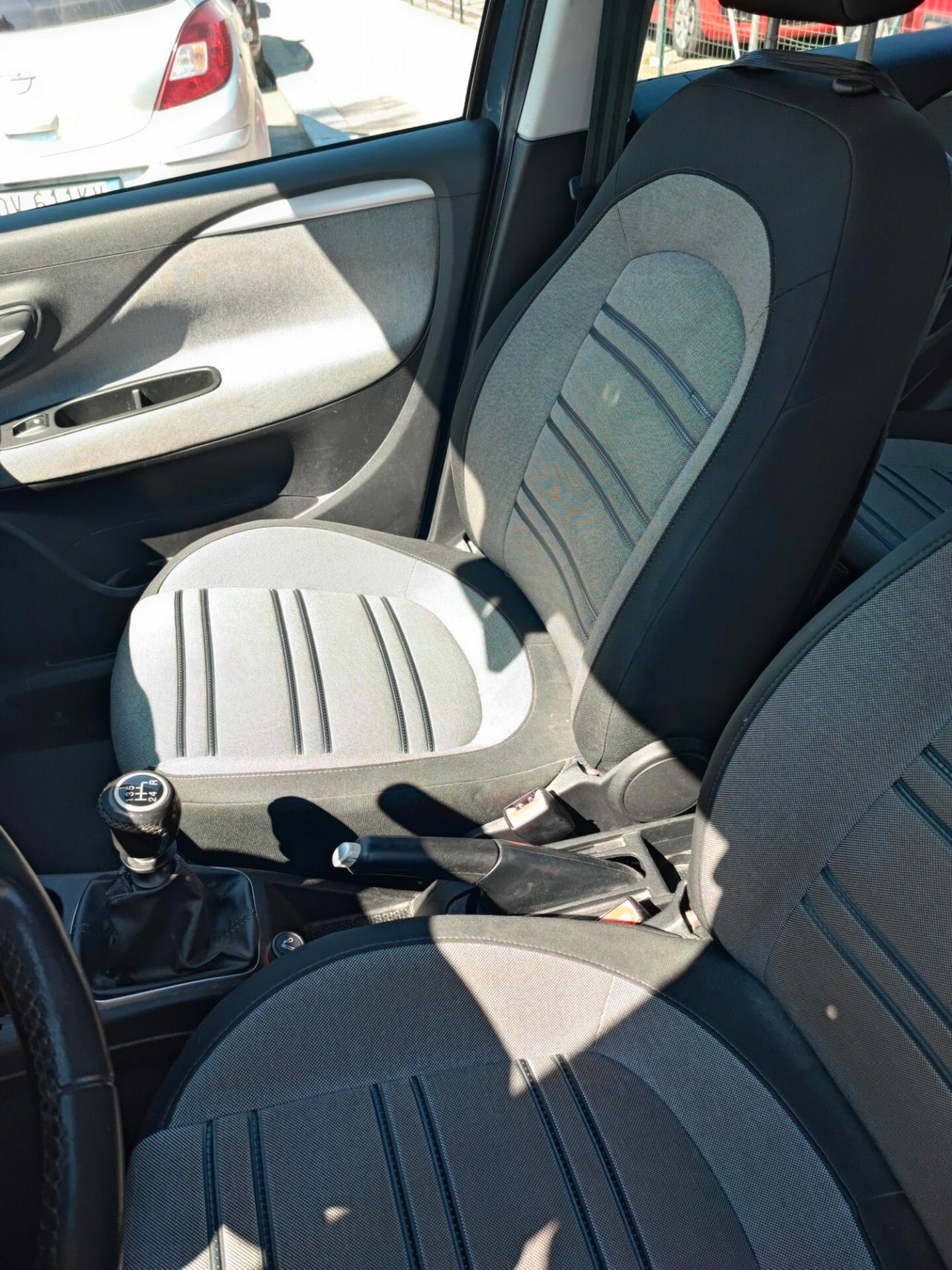 Fiat Punto Evo 1.4 5 porte Dynamic GPL