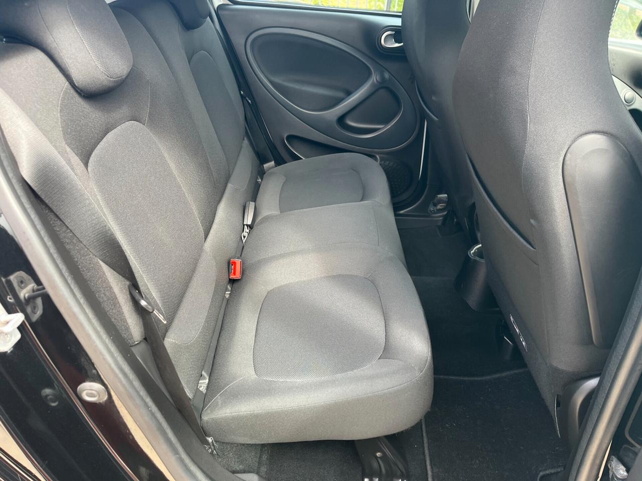 Smart ForFour 1.0 Passion 70 cv - Neo Patantati