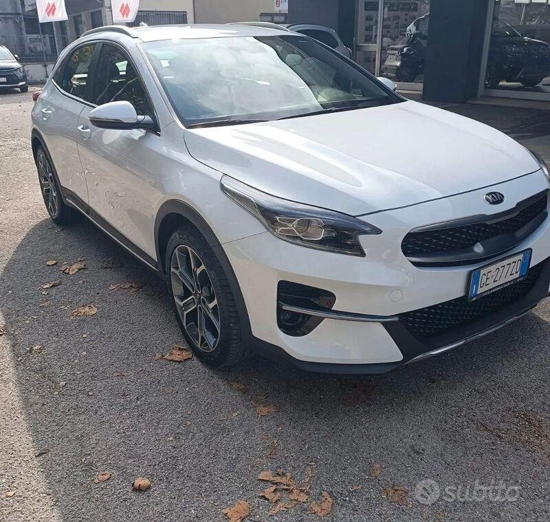 KIA Xceed XCeed 1.0 t-gdi High Tech Gpl 117cv