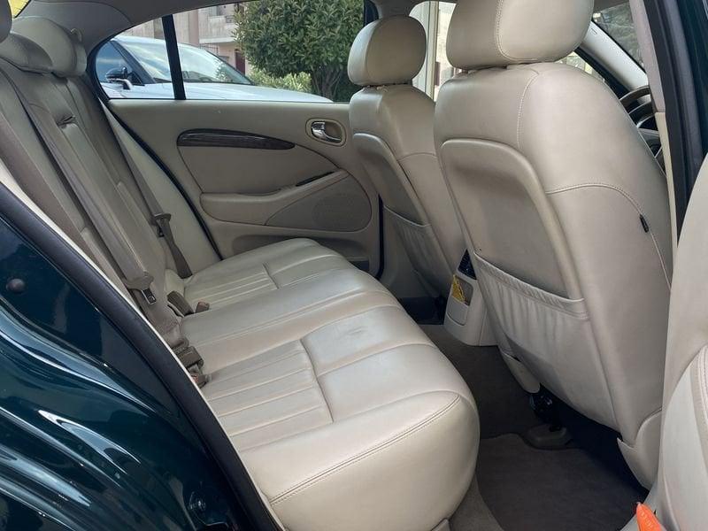 Jaguar S-Type S-Type (X202) 3.0 V6 24V cat Sport GPL