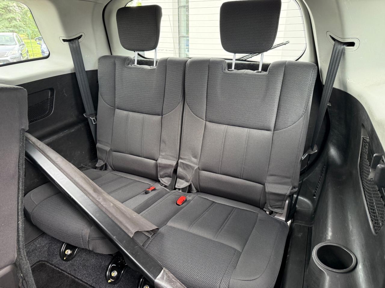 Mahindra XUV500-2.2d.|7 POSTI|UNIPRO|CARPLAY