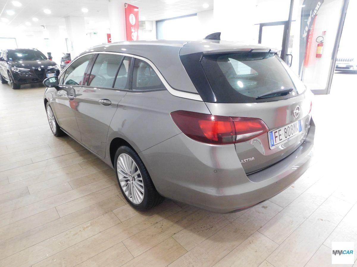 OPEL Astra 1.6 CDTi 136 CV ST aut. Innovation