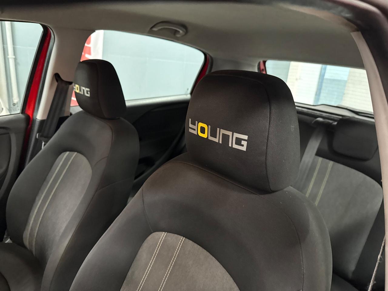 Fiat Punto 1.4 8V 5 porte Natural Power Young 69CV