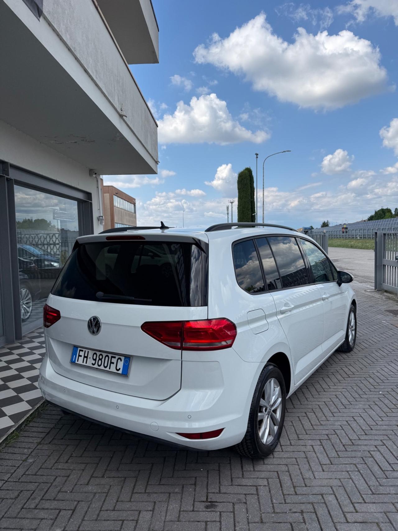 Volkswagen Touran 1.6 TDI 115 CV SCR DSG Business BlueMotion Technology