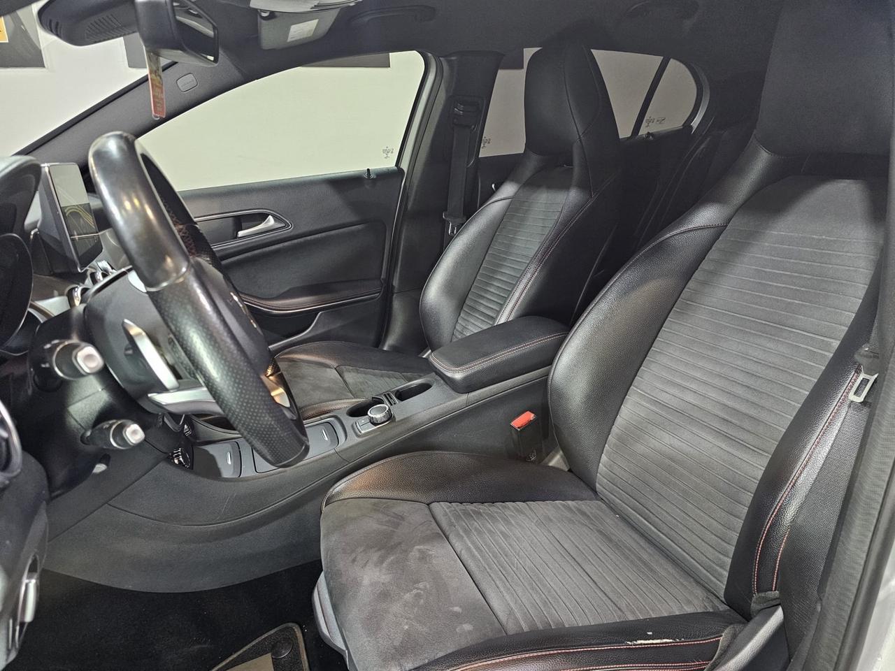 Mercedes-benz GLA 200 d Premium