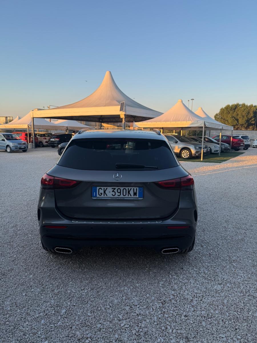 MERCEDES - Classe GLA - 200 d Automatic Premium