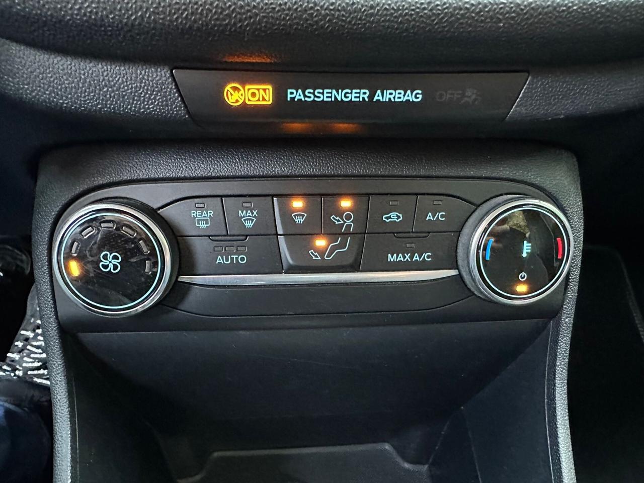 Ford Fiesta Titanium. Prezzo reale! no promo finanziamento