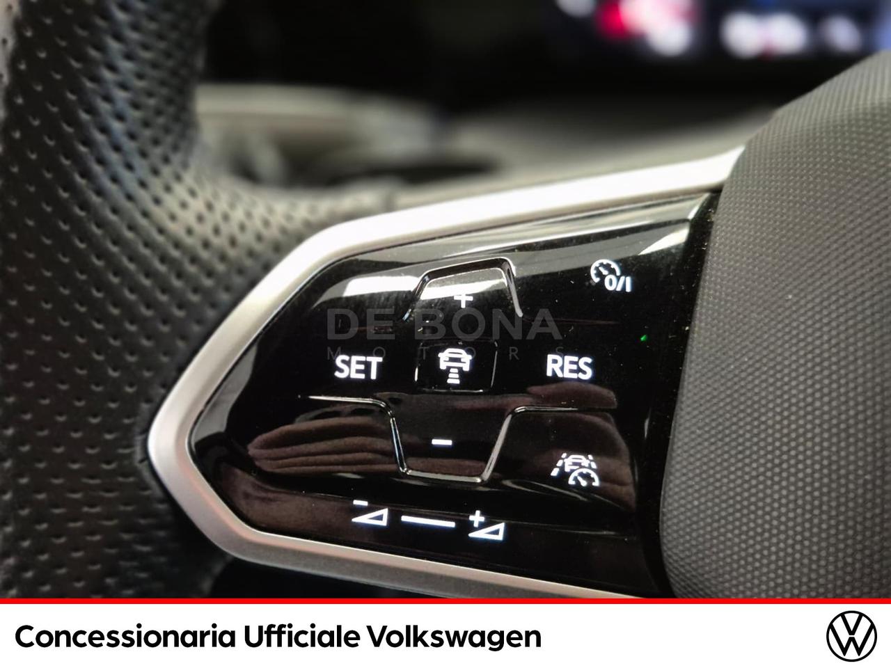 Volkswagen Golf 1.5 etsi evo r-line 150cv dsg