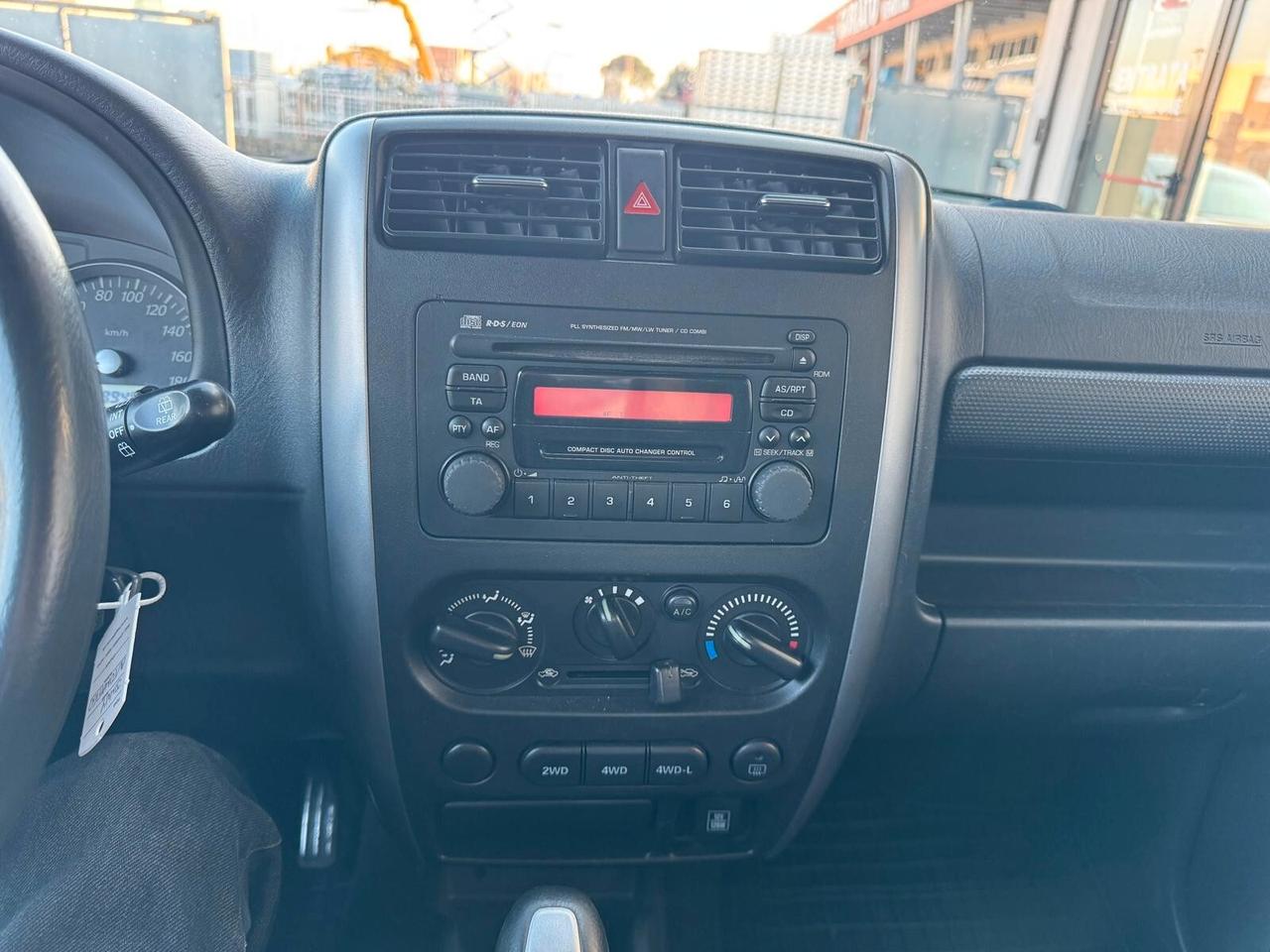 Suzuki Jimny 1.3i 16V cat 4WD Special