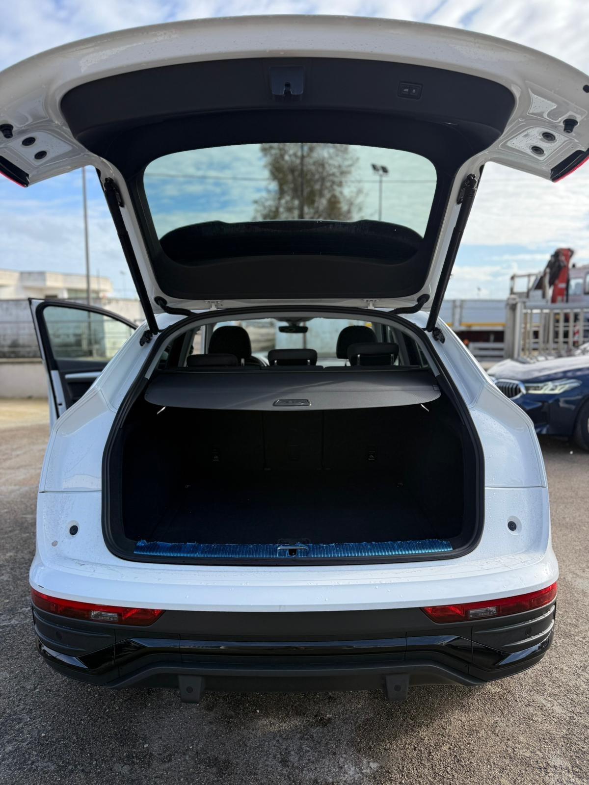 Audi Q5 35 TDI S tronic Business