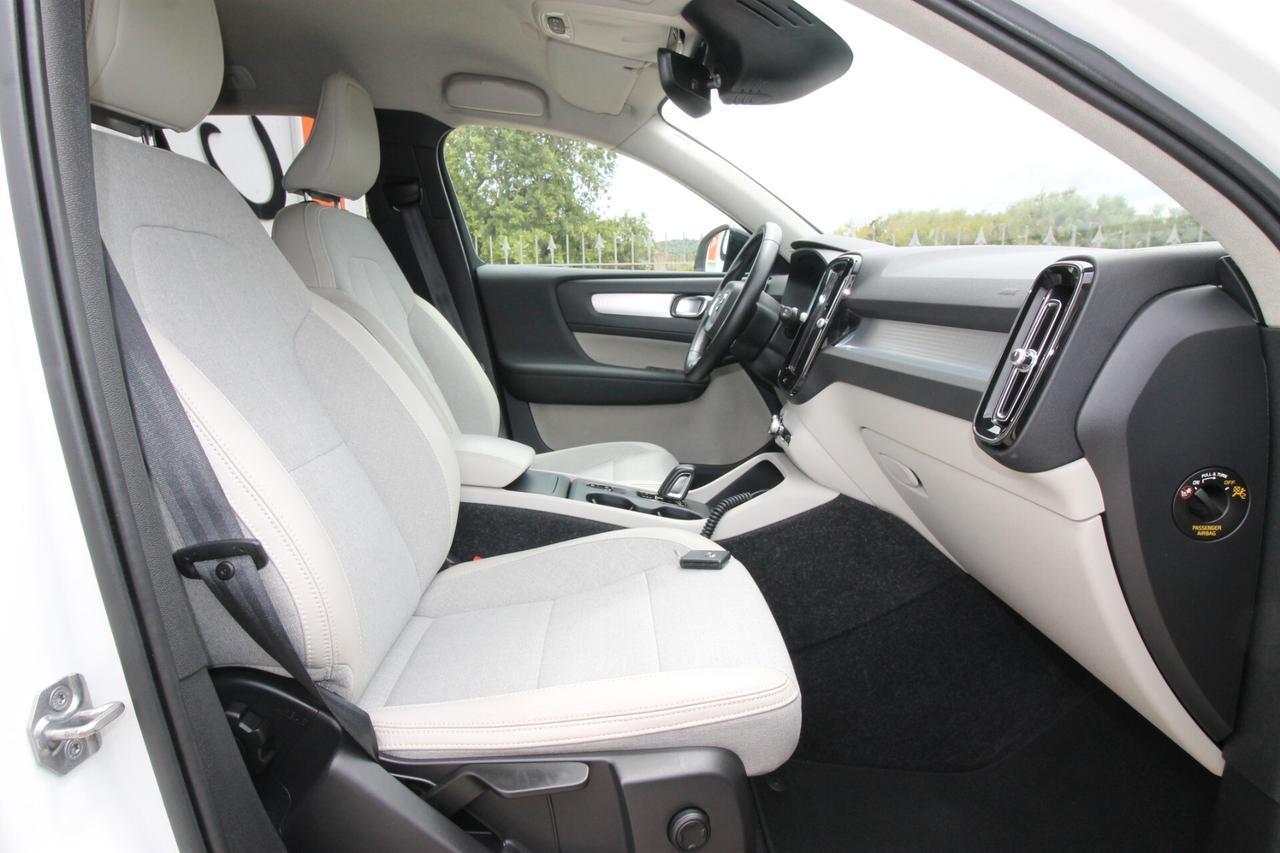 Volvo XC40 2.0 D3 150cv Momentum Geartronic | 2019