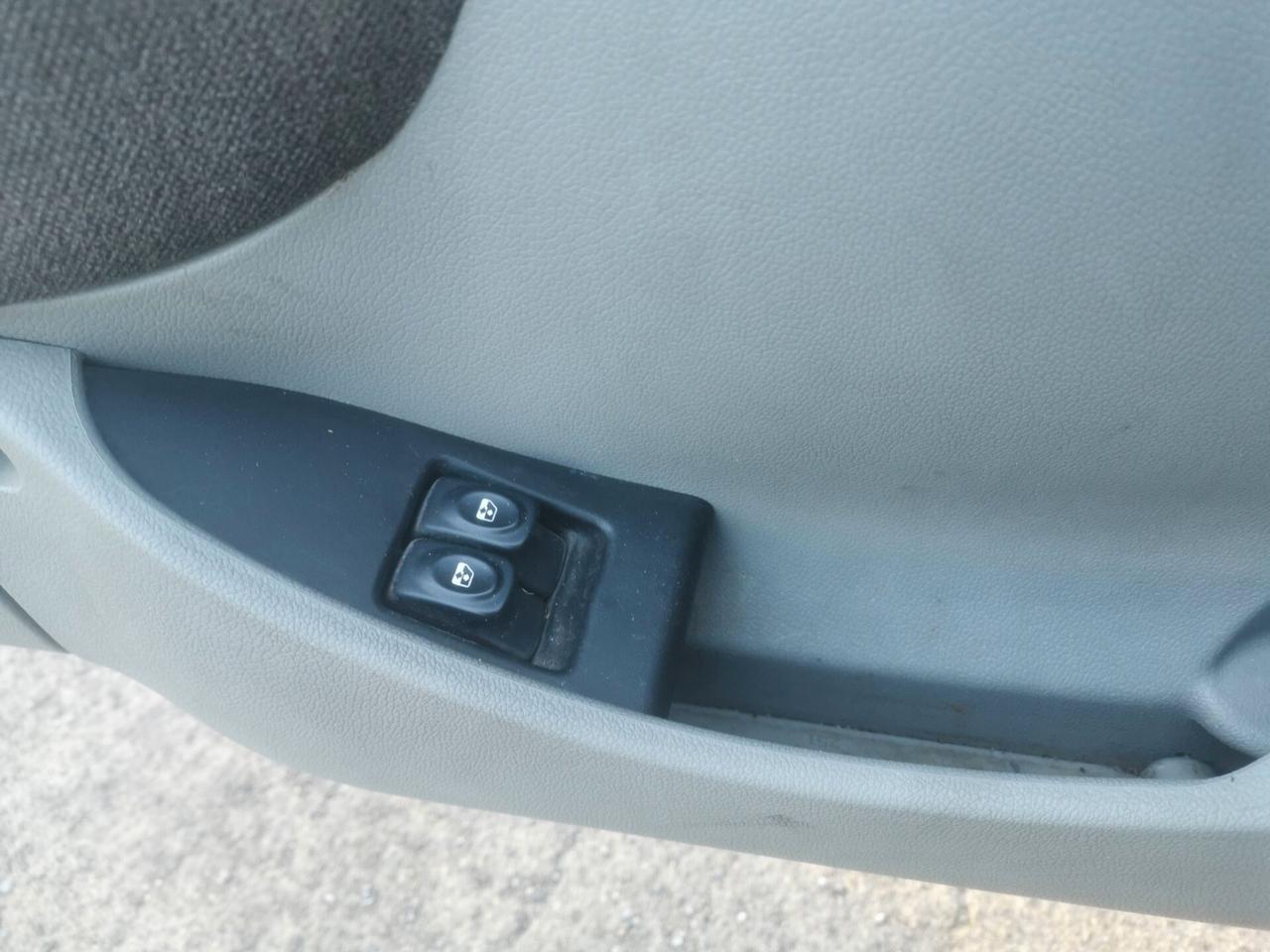 Renault Kangoo 1.5 dCi 65CV cat 5 porte 2003