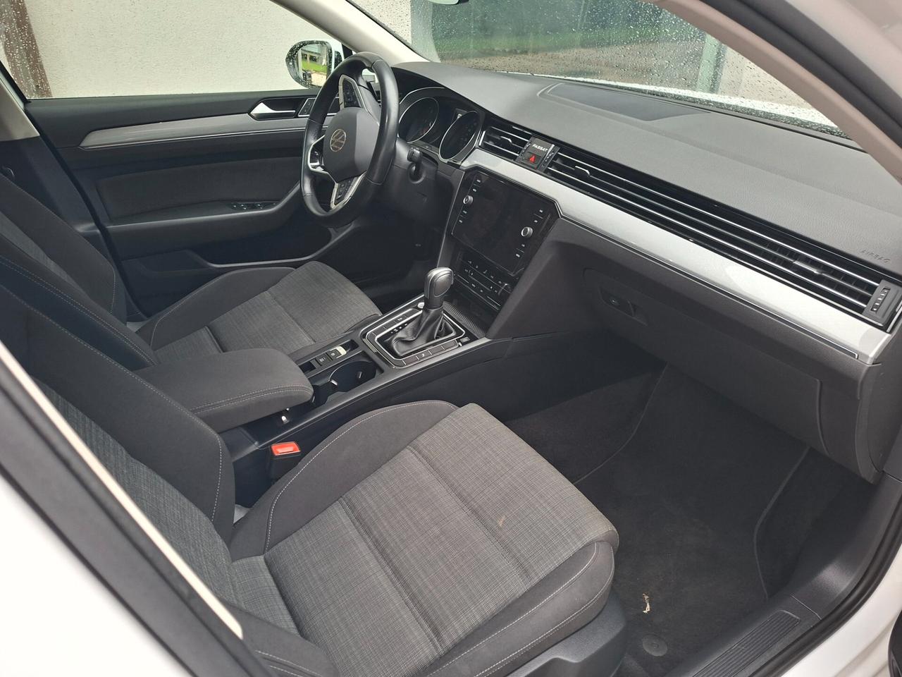 Volkswagen Passat 2.0 TDI DSG SW 2021