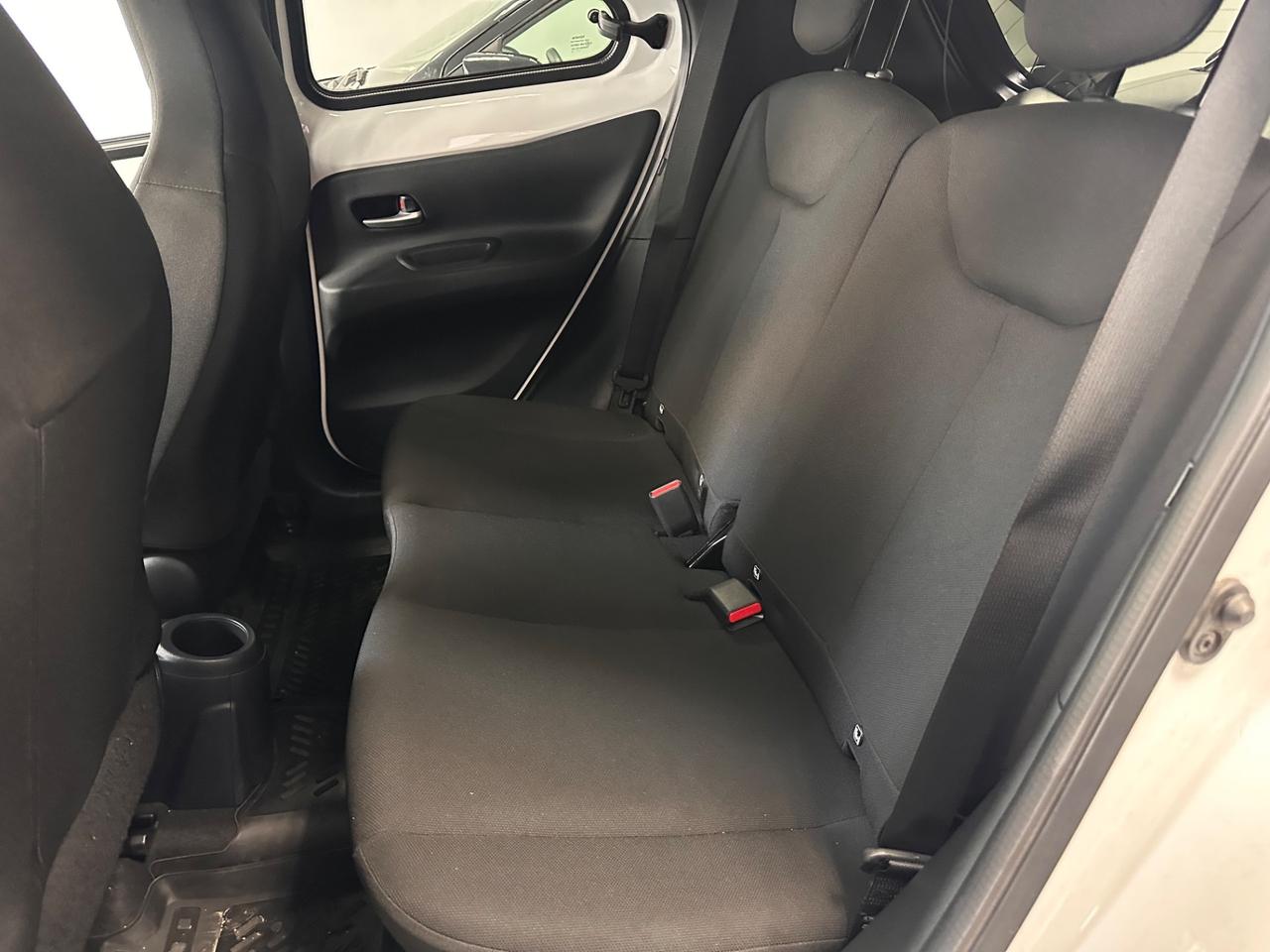 Toyota Aygo X 1.0 VVT-i 72 CV 5 porte Lounge