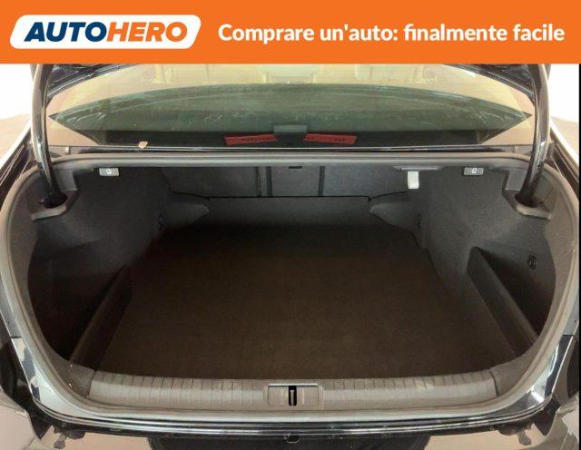 VOLKSWAGEN Passat 2.0 TDI DSG Business BlueMotion Technology