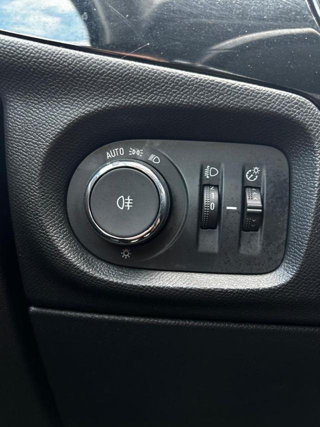 OPEL Corsa 1.2 NEO PATENTATI